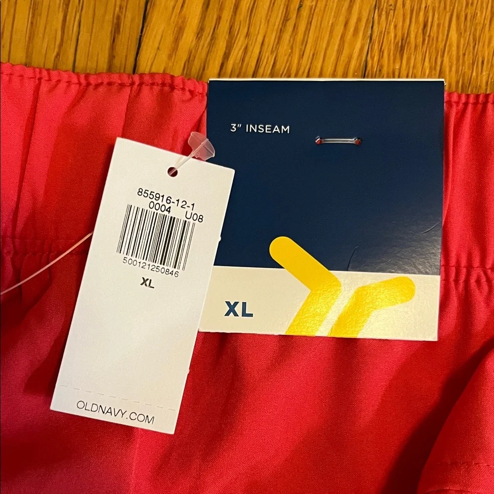 Old Navy Active Mid-Rise StretchTech Run Shorts 3-inch inseam Red, NWT - Picture 7 of 8